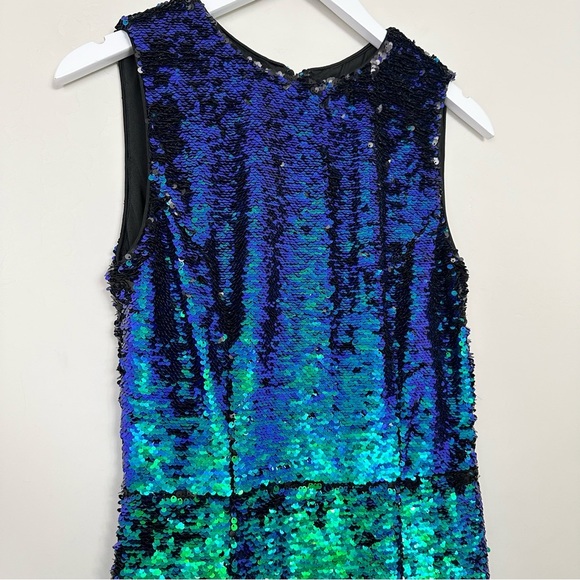 Fame & Partners Fully Sequined Maxi Dress Color Changing - Picture 3 of 7